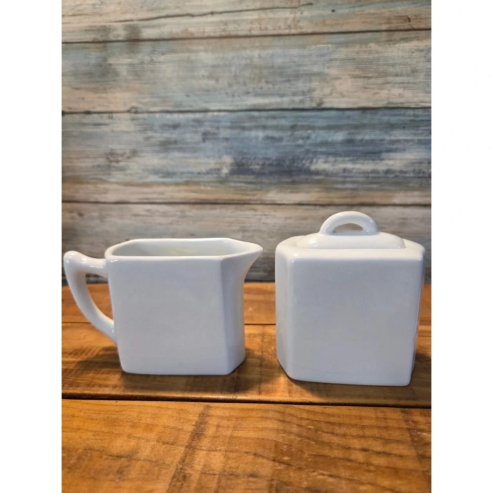 Rosanna White Ceramic Coffee or Tea Creamer Sugar Set With Tray